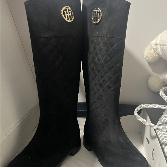 Tommy Hilfiger Black Winter & Rain Boots - Picture 1 of 1